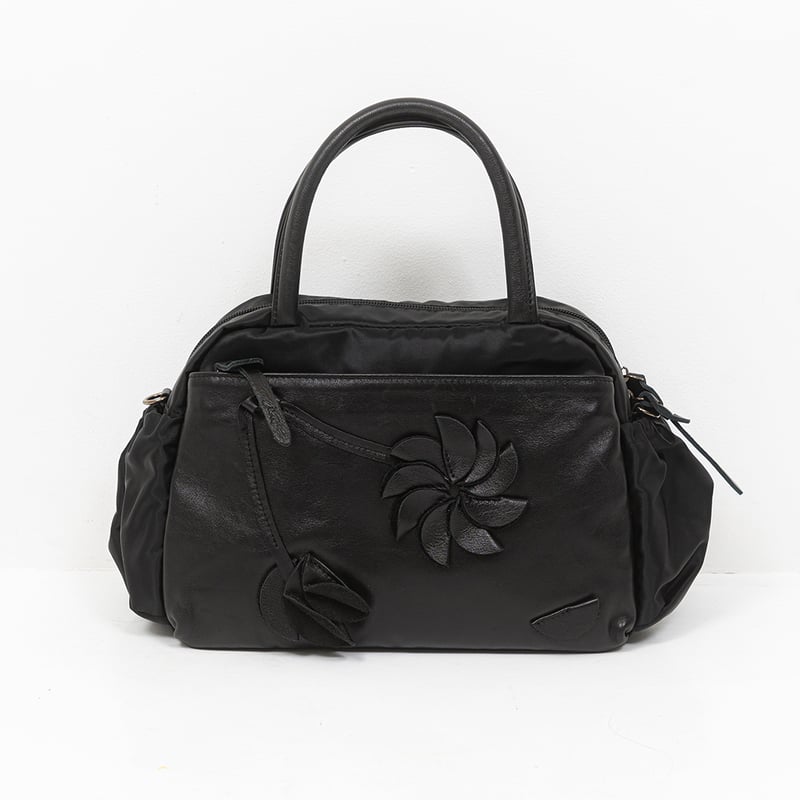 慈雨　黒　レザー　ハンドバッグ 慈雨レザーバック