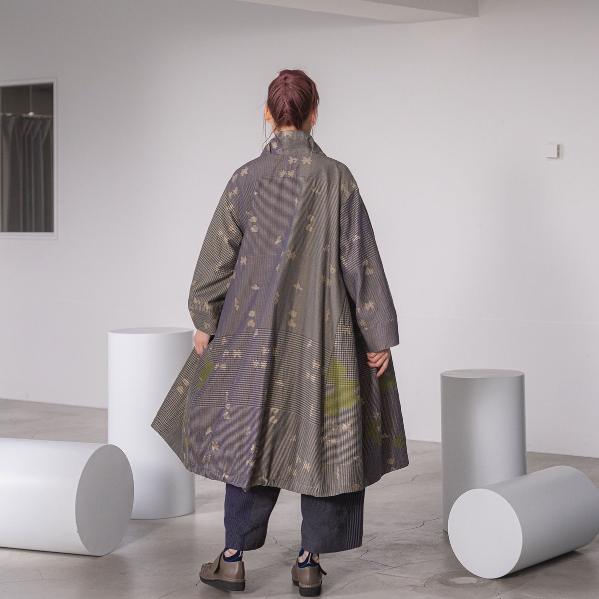 慈雨】フラワーカットコート (15222070） | 慈雨ONLINE POP-UP STORE