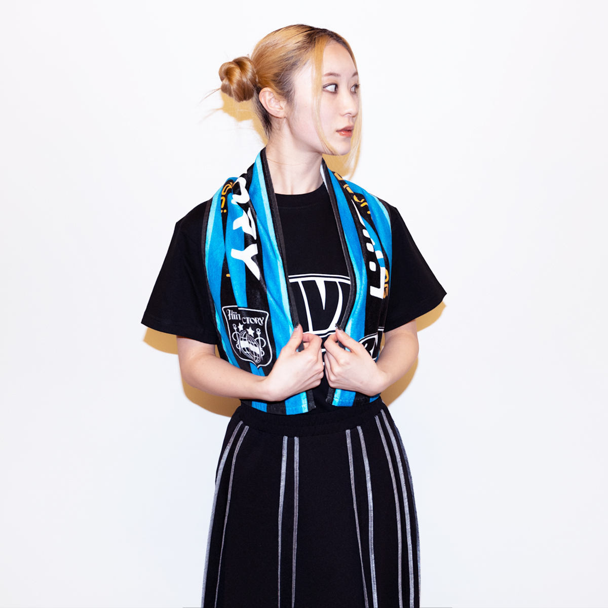 RAVE Soccer Towel | HiiT FACTORY OUTLET