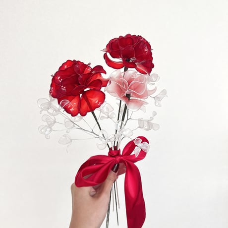 【お得なブーケ】カーネーションと薔薇とカスミソウのブーケ　５本セット b2018