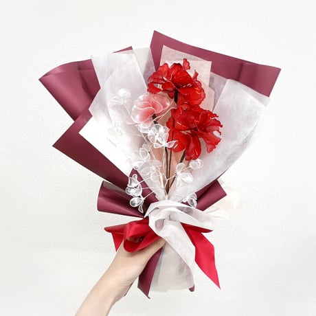 【お得なブーケ】カーネーションと薔薇とカスミソウのブーケ　５本セット b2018