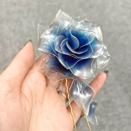 青薔薇 「夢叶う」かんざし h4069
