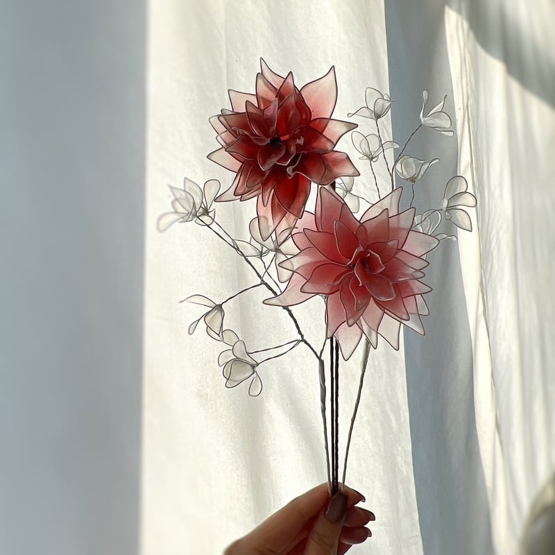 お得なブーケ】ダリア2本とかすみ草2本のブーケ 4本セット b2024 | Cuore