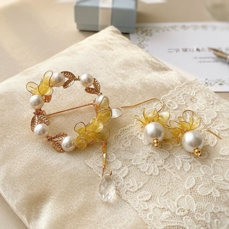 【お得な2点セット】ミモザ　ブローチ＆ミモザのパールピアス（フック）