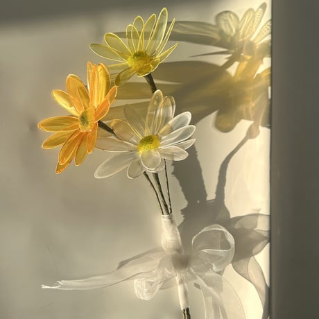 【お得なブーケ】ガーベラ　3本セット【イエロー、ホワイト、レモンイエローの3色セット】