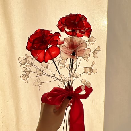 【お得なブーケ】カーネーションと薔薇とカスミソウのブーケ　５本セット b2018