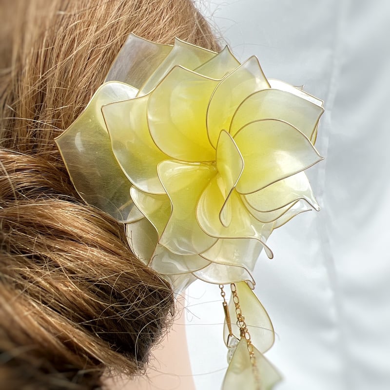 黄薔薇 「幸福」かんざし h4087 | Cuore
