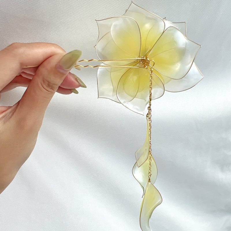 黄薔薇 「幸福」かんざし h4087 | Cuore