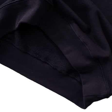 REPORT"INFORMATION LOGO CREW NECK"［BLACK）