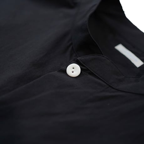 SOWBOW”FRONT TUCK PULLOVER SHIRT S/S"（COTTON SILK TYPEWRITER BLACK］