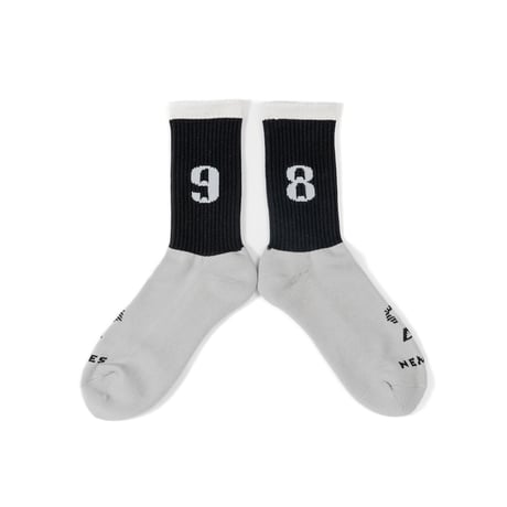 NEMES×QP ”98 SOCKS"［BLACK］