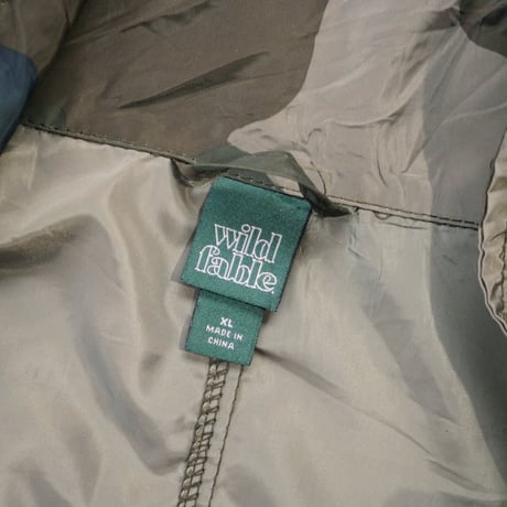 USED”WILD FABLE WOODLAND CAMO WINDBREAKER JACKET"