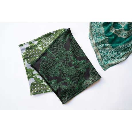 rajabrooke"BATIK NECK WARMER"［BLACK］