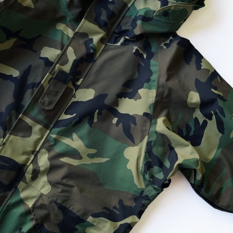 DEAD STOCK "90's U.S.ARMY ECWCS Gen1 GORE-TEX PARKA"