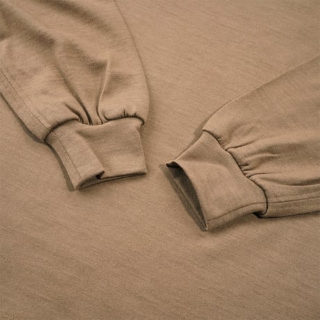 tone"ARM POCKET WOOL CREW NECK L/S SHIRT"［CAMEL］