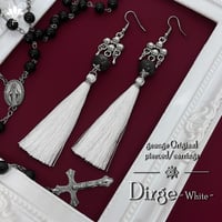 【タッセルピアス/イヤリング】ロック×V系×モード系｜Dirge -White-