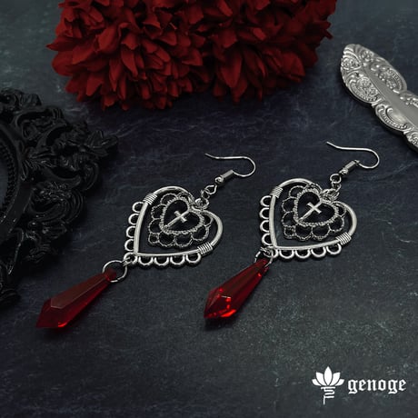 【ゴシックピアス/イヤリング】シルバーピアス｜V系×地雷系×サブカル｜St. Lolita -Red-