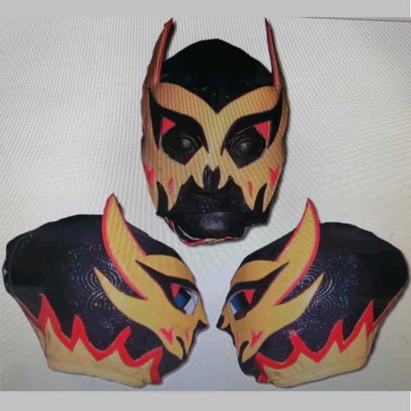 プロレス試合用マスク アグー エル・アルコン／プロレスマスク／試合用マスク／オフィシャル品／本人着用／黄色＋白バンドン（ジャージ）生地／二重生地／紺色エナメル革フチ  | El Mascarón By México Kanko powered by BASE プロレス試合用マスク ティニブラス プロレス ... プロレス試合用マスク　アグー