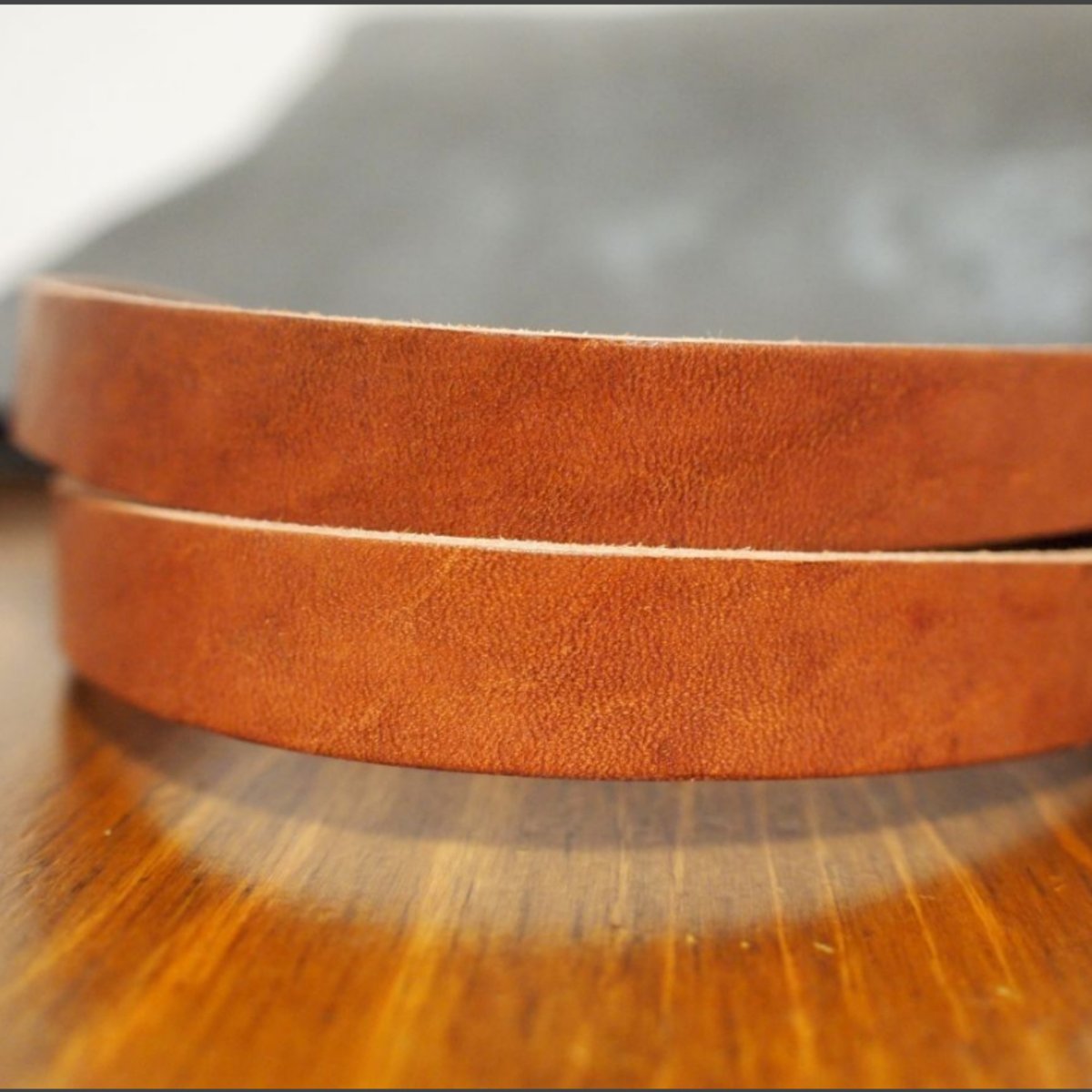 ハンドメイド ヌメ本革 トートバック クリーマー グレー ☆新品／未 