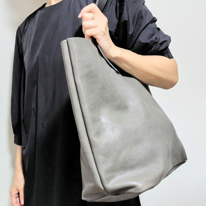 ハンドメイド ヌメ本革 トートバック クリーマー グレー 匠職人 