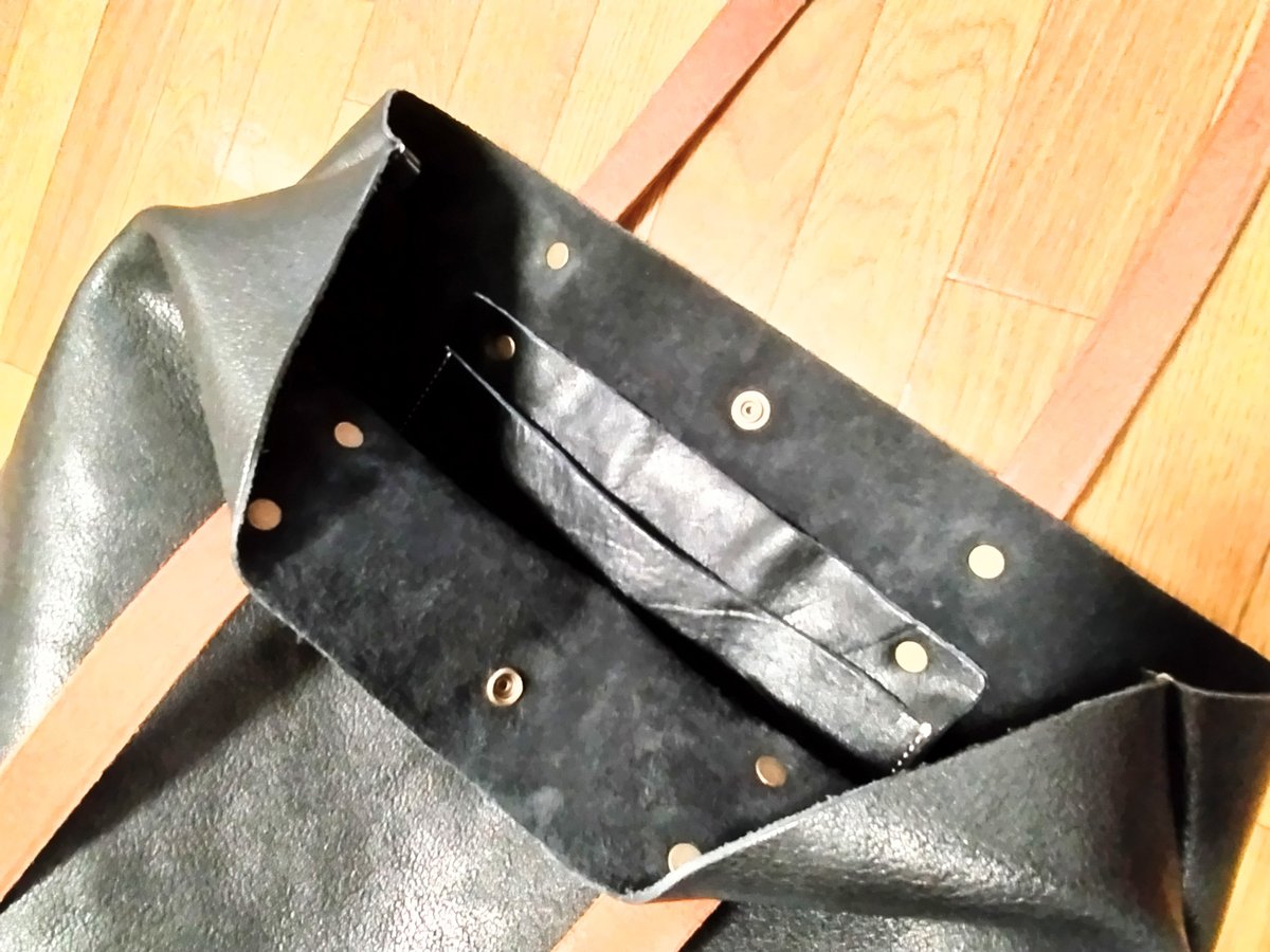 ハンドメイド トートバッグ ヌメ本革 クリーマー加工 ブラック