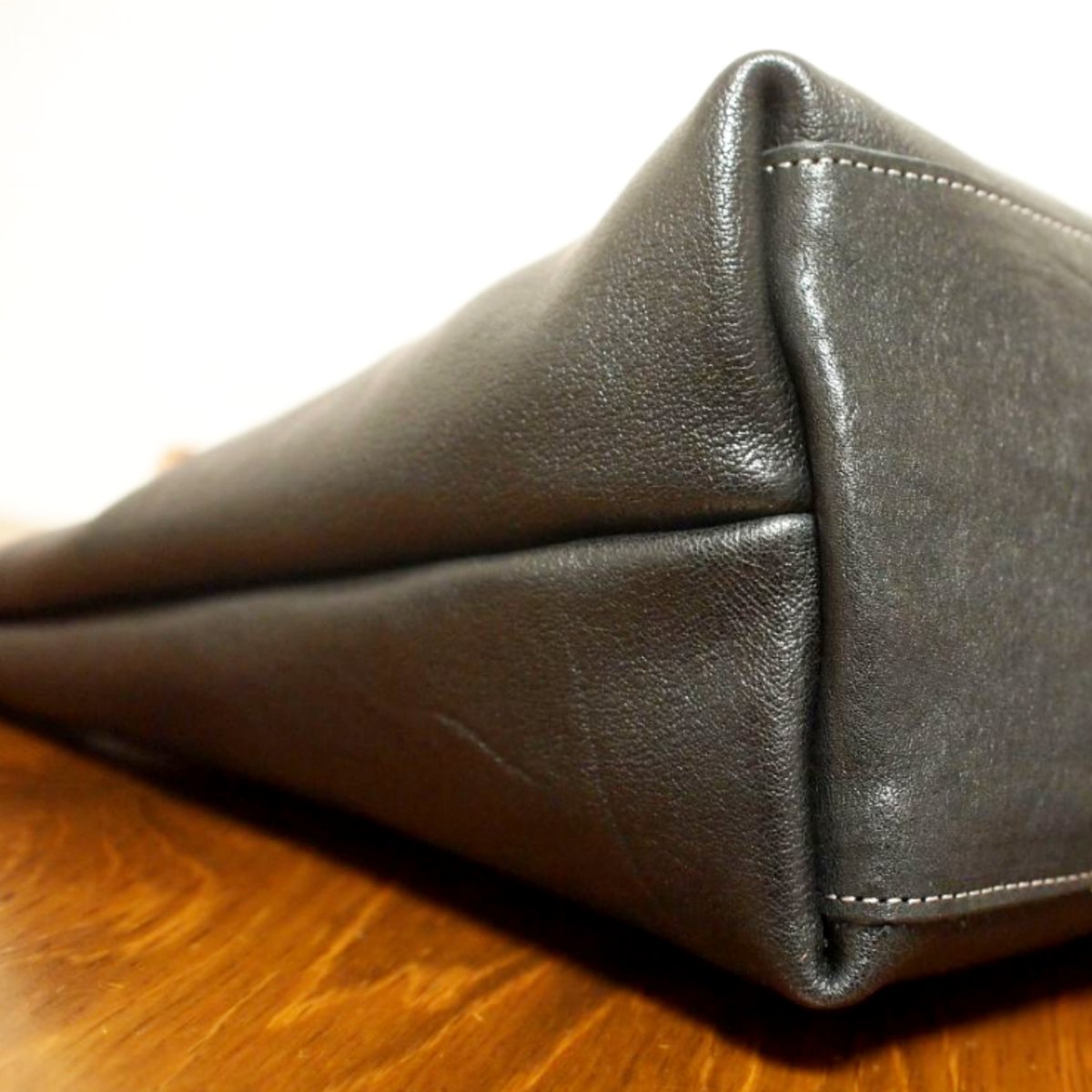 ハンドメイド ヌメ本革 トートバック クリーマー ブラック ☆新品／未使用品☆ | Desire