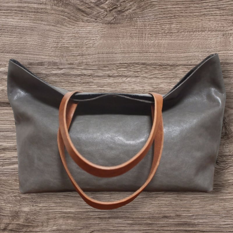 ハンドメイド ヌメ本革 トートバック クリーマー グレー ☆新品／未 