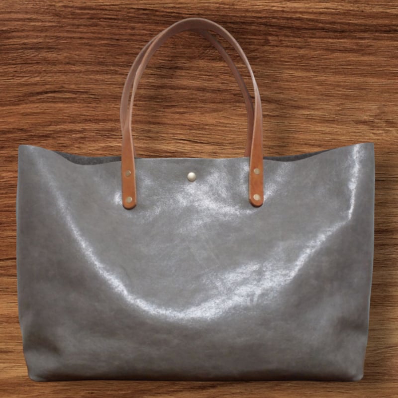 ハンドメイド ヌメ本革 トートバック クリーマー グレー ☆新品／未