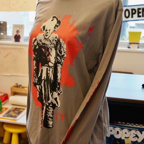 IT L/S T-shirt