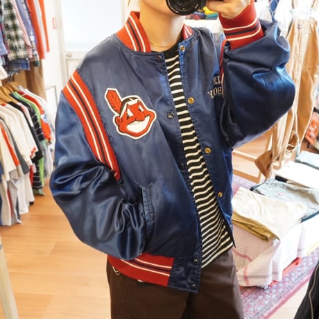 MLB CLEVELAND INDIANS stadium jacket