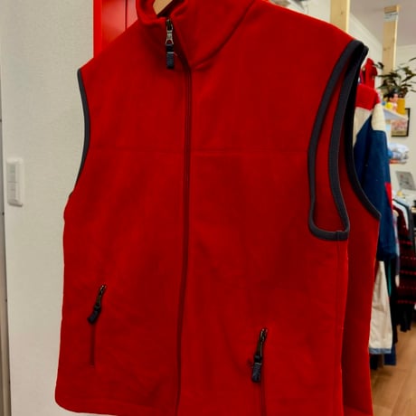 GAP fleece vest