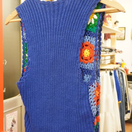 knit vest