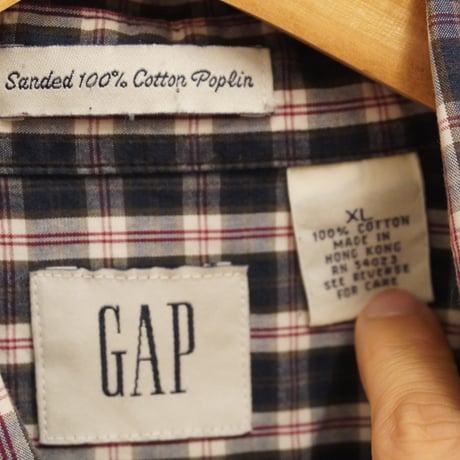GAP shirt