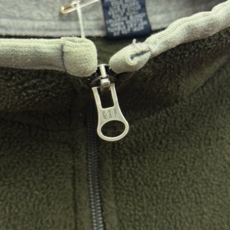 GAP half zip fleece