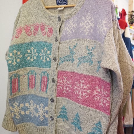 wool rich knit cardigan