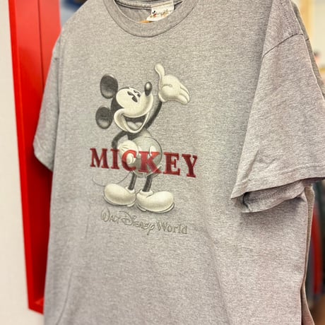 Disney mickey T-shirt