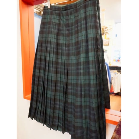 check skirt