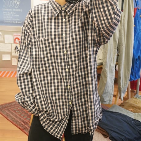 GAP shirt