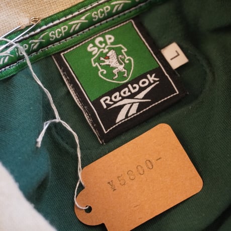 Reebok T-shirt