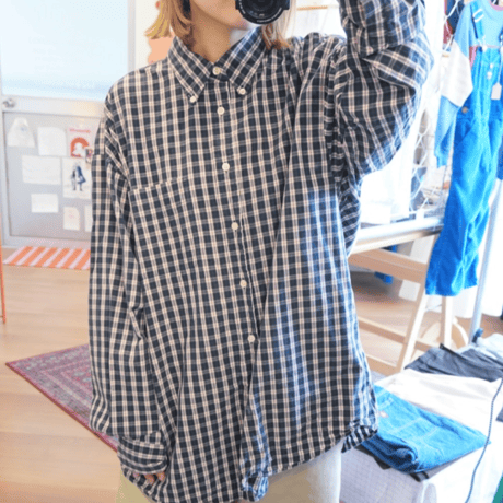 GAP shirt