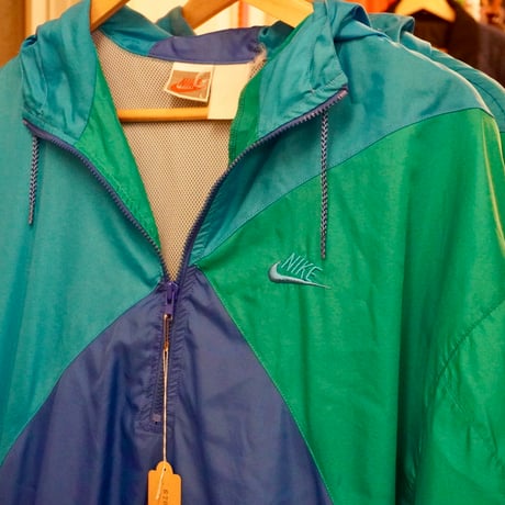 NIKE halfzip nylon jacket