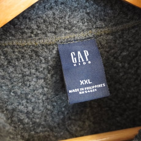 GAP fleece vest
