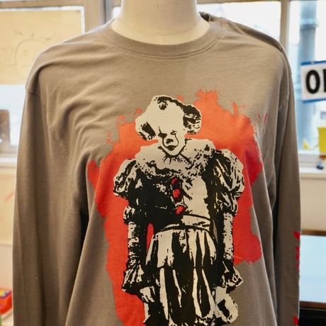 IT L/S T-shirt