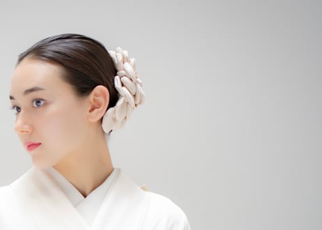 帯地のお花たち　- 正絹白茶銀 -