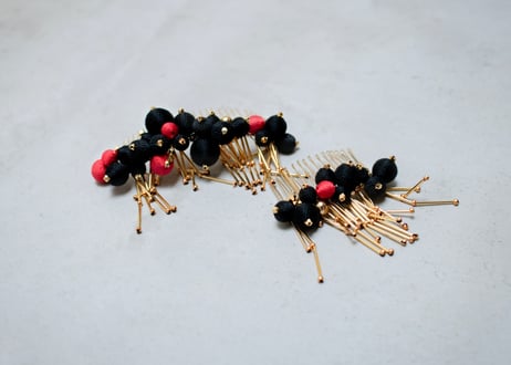 玉鶴　- 黒赤 -