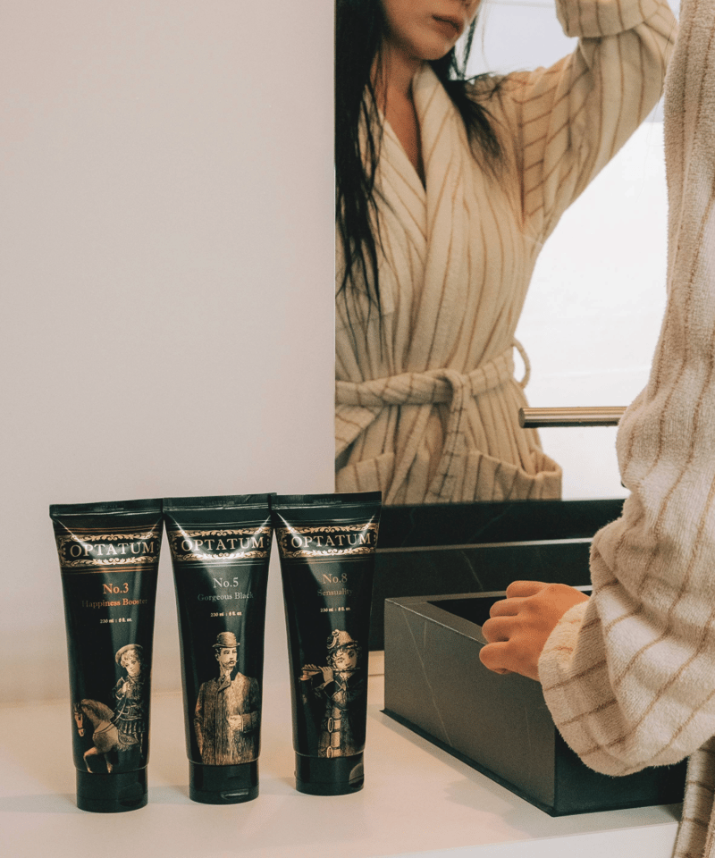 NEW】OPTATUM Perfume Body Lotion Gorgeous Black