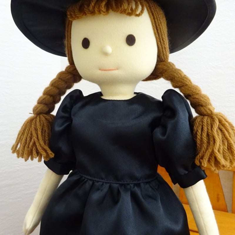 魔女風 黒 ワンピース 三角帽子の 女の子 LB4-1 34cmサイズ | ミックス