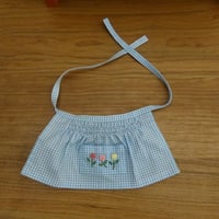 人形用 エプロン スモッキング 水色 サロンエプロン