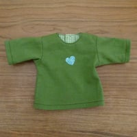 人形用 半袖Ｔシャツ 緑 ハート
