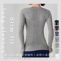 スリムフィットロングスリーブ